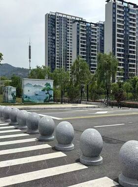花岗岩芝麻灰石墩子挡车石广场拦车石球路障圆球大门柱头石石头墩
