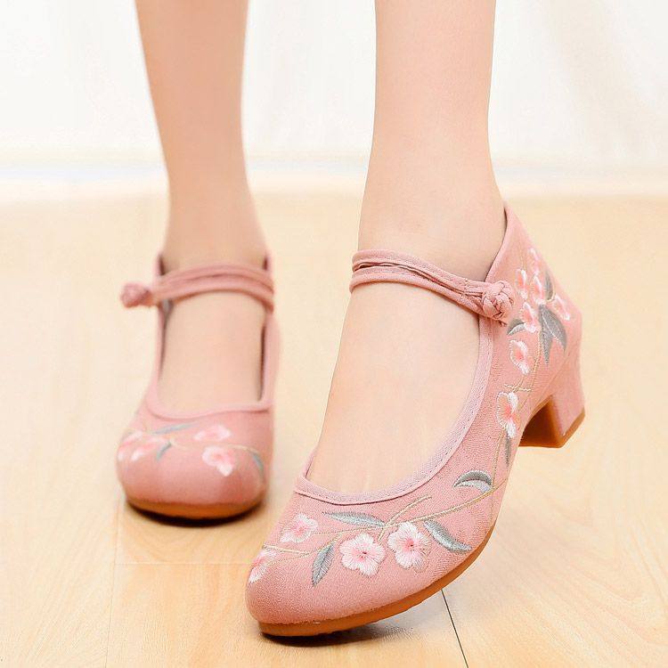 高端绣花鞋中国风复古女鞋