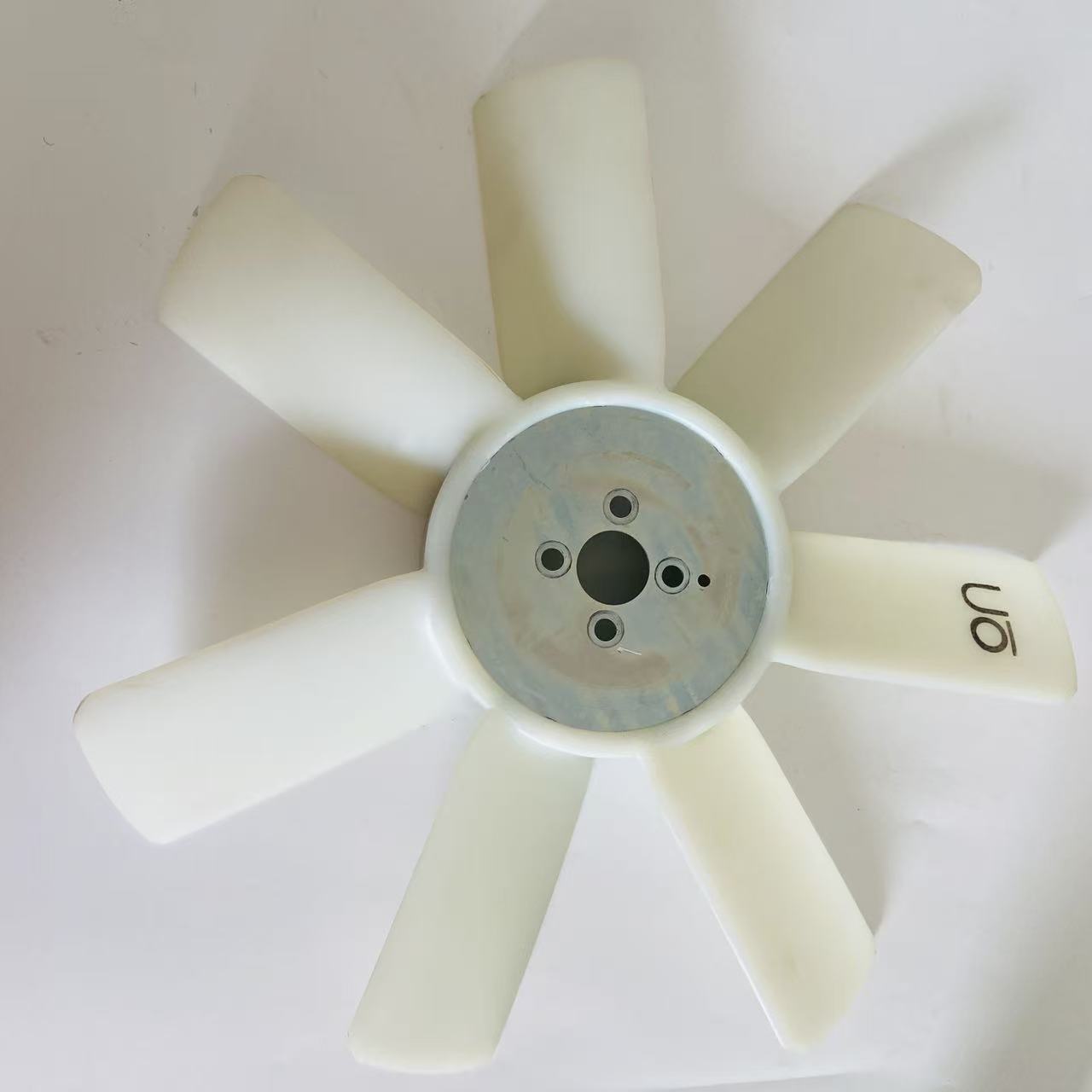 洋马4TNV98T发动机原装风扇叶