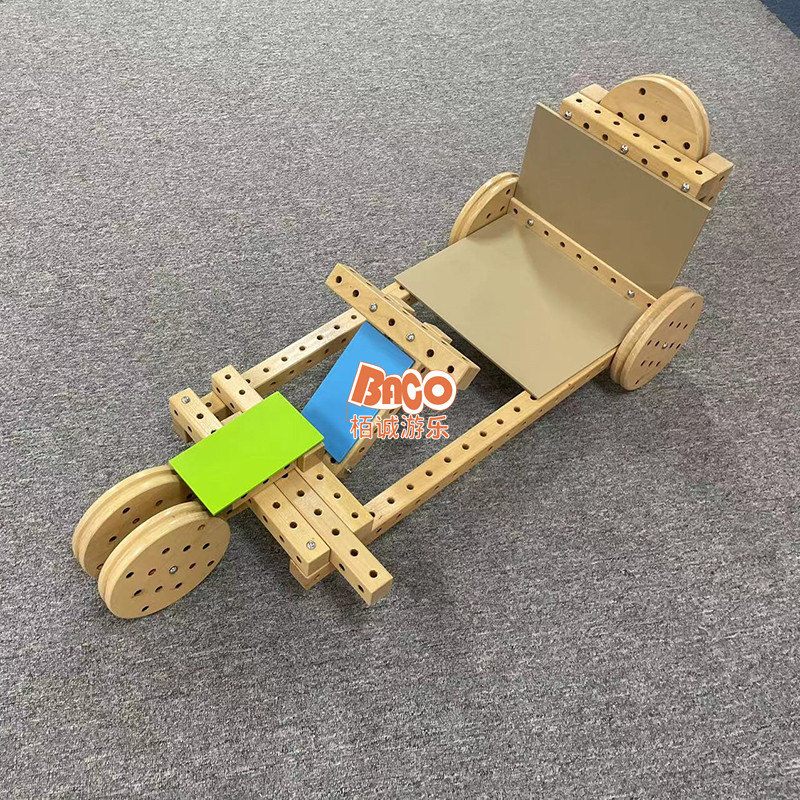 大班建构区幼儿园木制小车