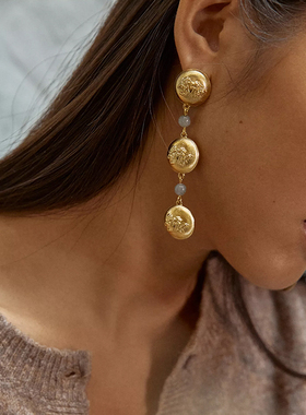 Louise Damas法式黄铜镀金复古小众高级长款花朵浮雕耳饰耳坠