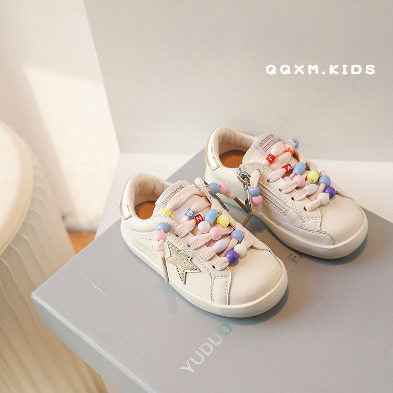 女童板鞋2023新款春季小童运动鞋女宝宝鞋1-3岁2休闲软底儿童鞋子