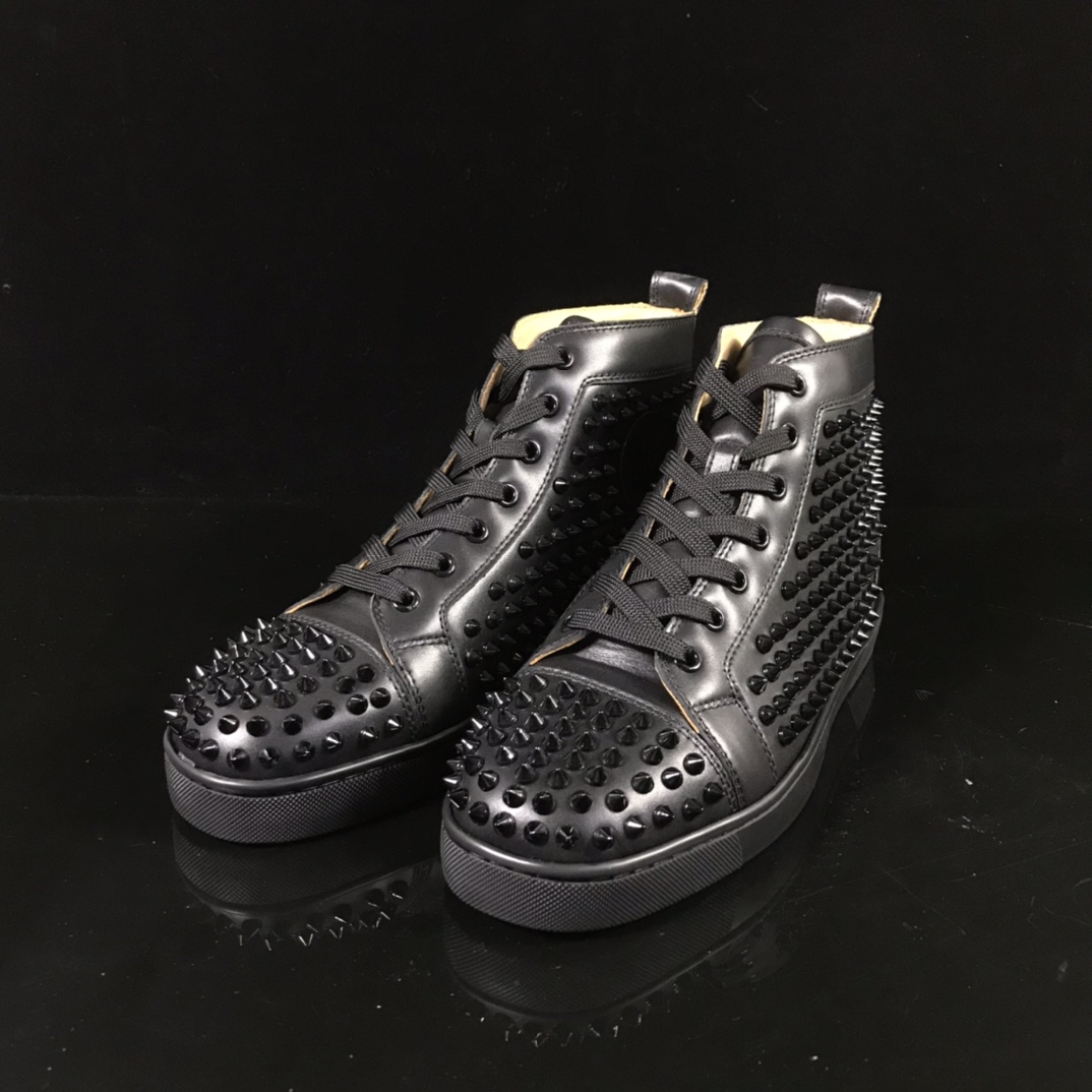 男鞋中帮板鞋黑海参潮流系带铆钉时尚高帮牛反绒真皮高帮马丁靴子