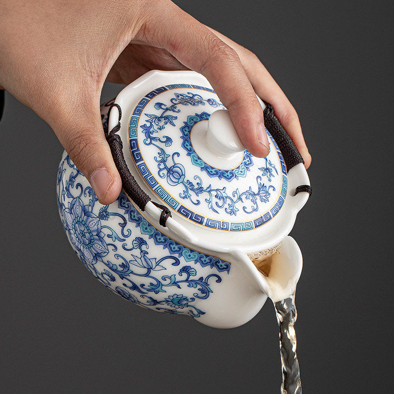 羊脂玉陶瓷茶壶泡茶器家用青花缠枝莲手抓壶防烫盖碗茶杯功夫茶具