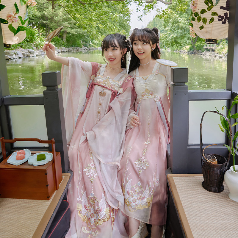 十三余小豆蔻儿[粉黛夕语]国风汉元素刺绣飘逸齐胸裙改良汉服夏款