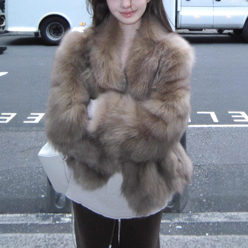中古画报定染双色Saga级芬兰狐狸毛皮草外套女冬季高级感毛绒大衣,女装/女士精品,皮草,淘宝优惠券,粉丝福利购,淘宝优惠卷