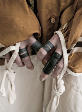 从不睡觉 暗黑先锋925银手工戒指DETAJ风格双色裂纹开口绷带戒指