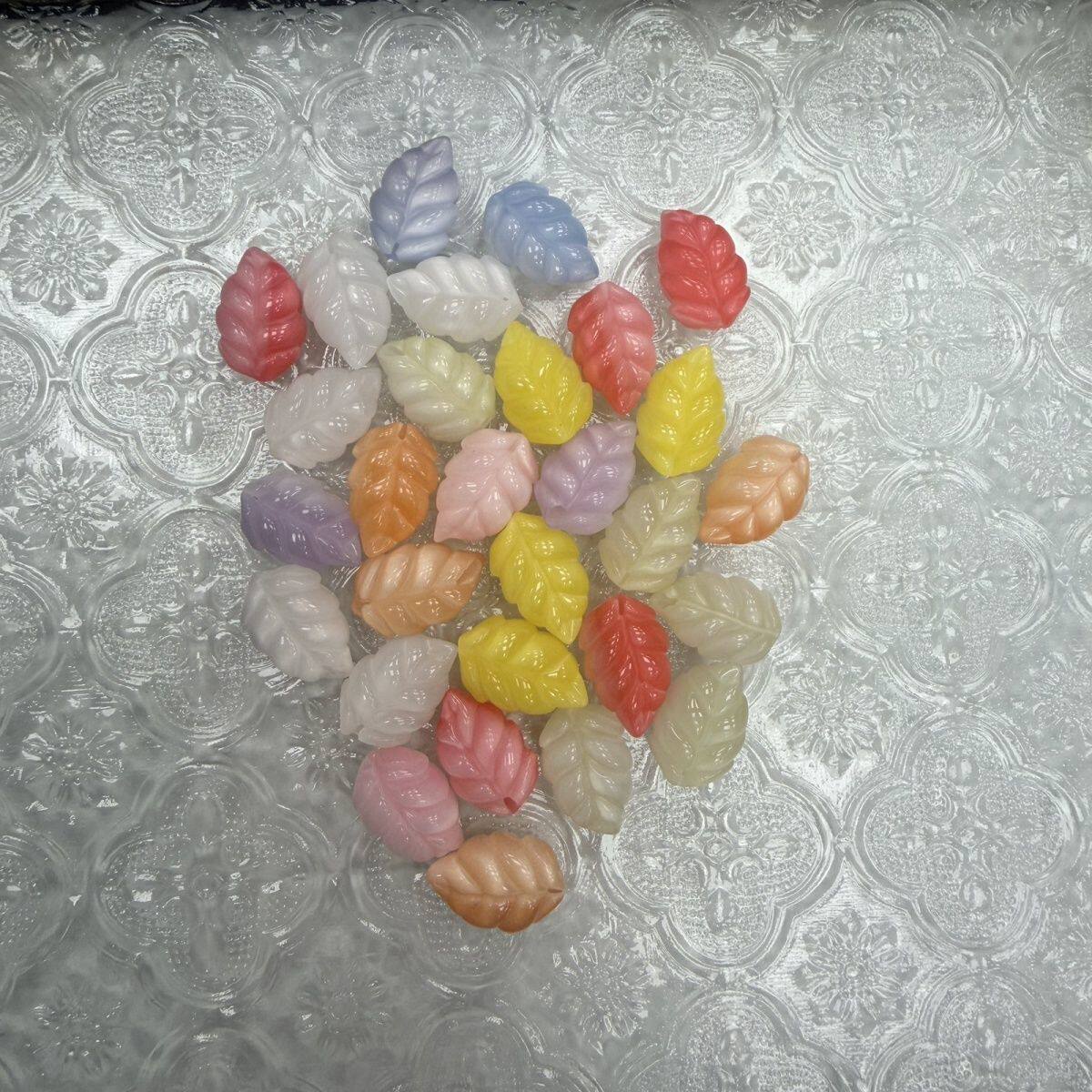 变幻紫外线变光树叶树脂手链手串手机链diy 创意散珠树脂树叶配件