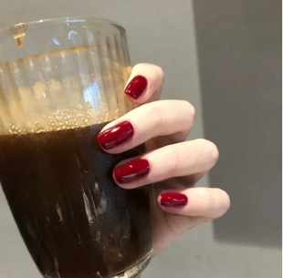 Fairy新年美甲车厘子红色巨显白亮面磨砂手工穿戴甲小红书