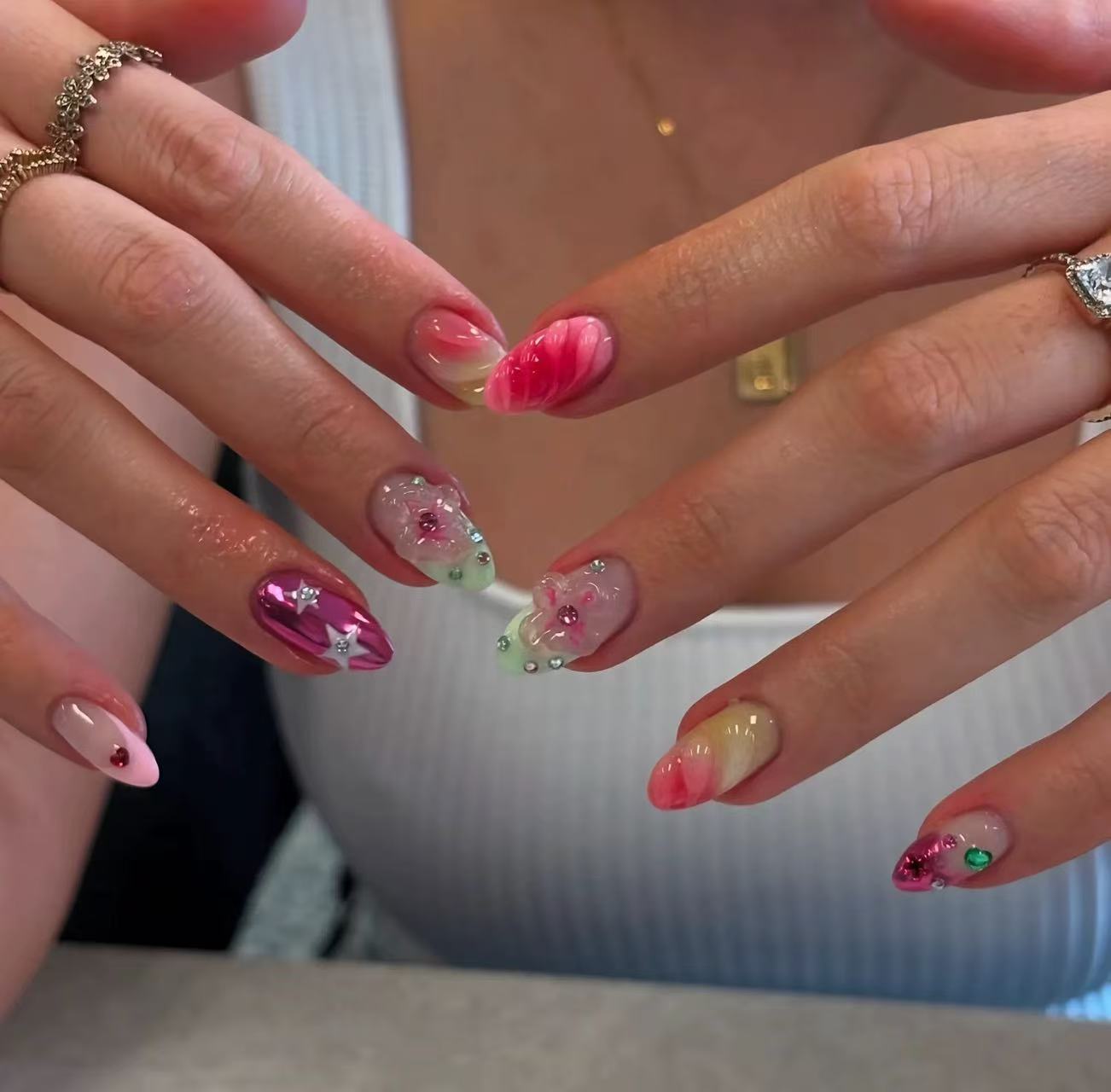 ins新款欧美辣妹雕花美甲白人美甲辣妹个性小众感手工手绘穿戴甲