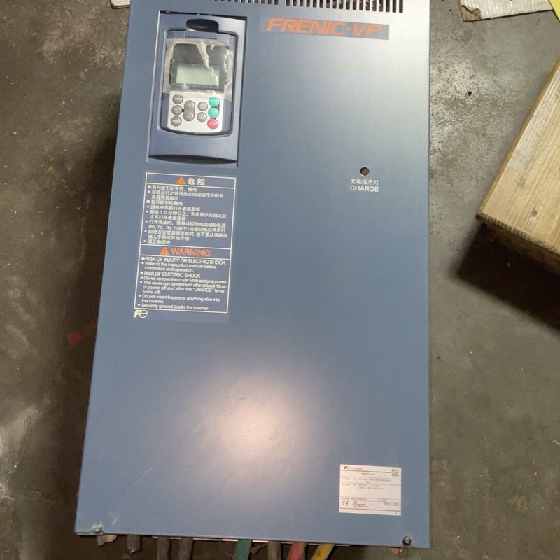 议价变频器FRN90F1S-4C、380V90KW刚刚从设备图片