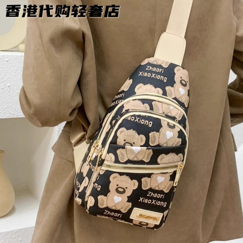 法国ZAMP新款印花胸包女包斜挎包时尚百搭单肩包旅行小背包胸前包