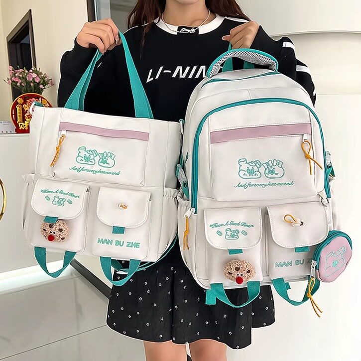 香港IT.MUCSK日系学院书包女撞色可爱中小学生三到六年级双肩包男