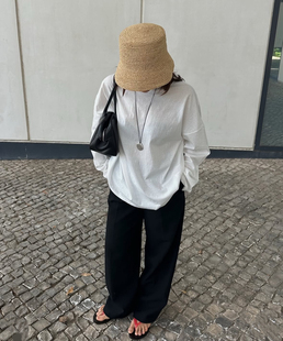 26春夏小众设计洋气水桶帽显脸小女士拉菲草手工高级感渔夫帽盆帽