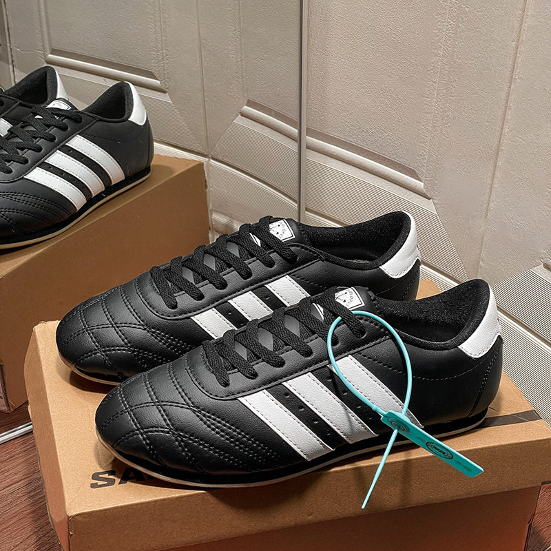 Jennie同款薄底跆拳道女款男德训鞋2026新款复古运动休闲训练板鞋