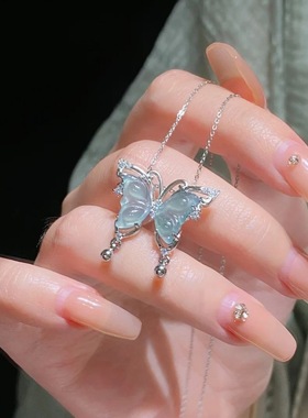 破茧成蝶~冰透蝴蝶项链女小众设计锁骨链爆款精致高颜值项链