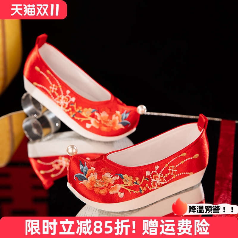 云履踏锦绣中式婚鞋女