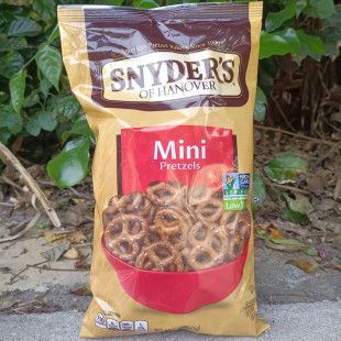 美国SNYDER'S施耐德普莱Mini Pretzels 蝴蝶形面包酥片装饰饼干