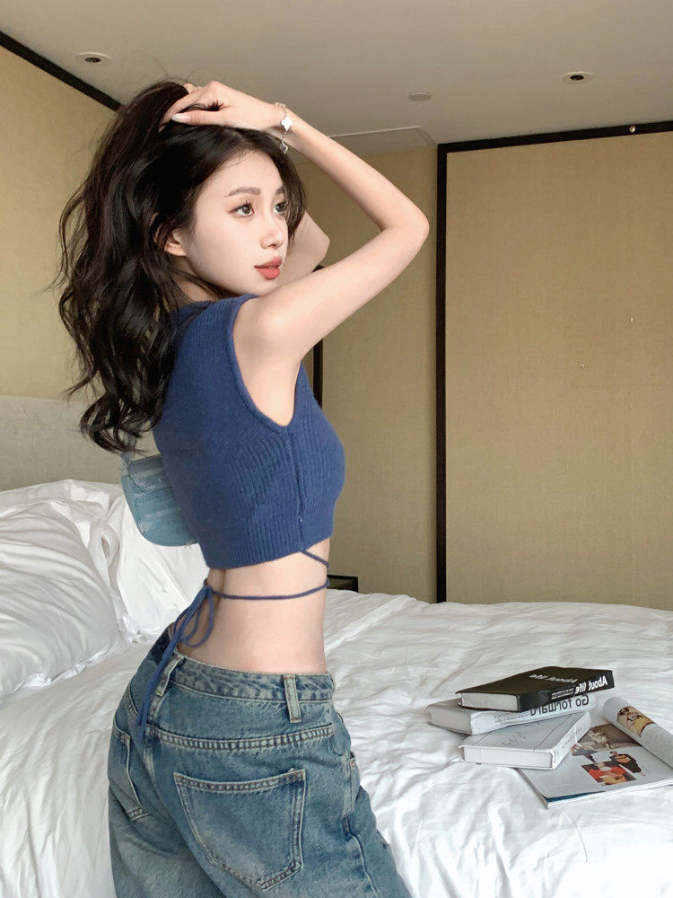 thumbnail for Blue Spice Girl Knitted Camisole Women's Summer Inner Strappy Short Slim Design Niche Top Worn Outside