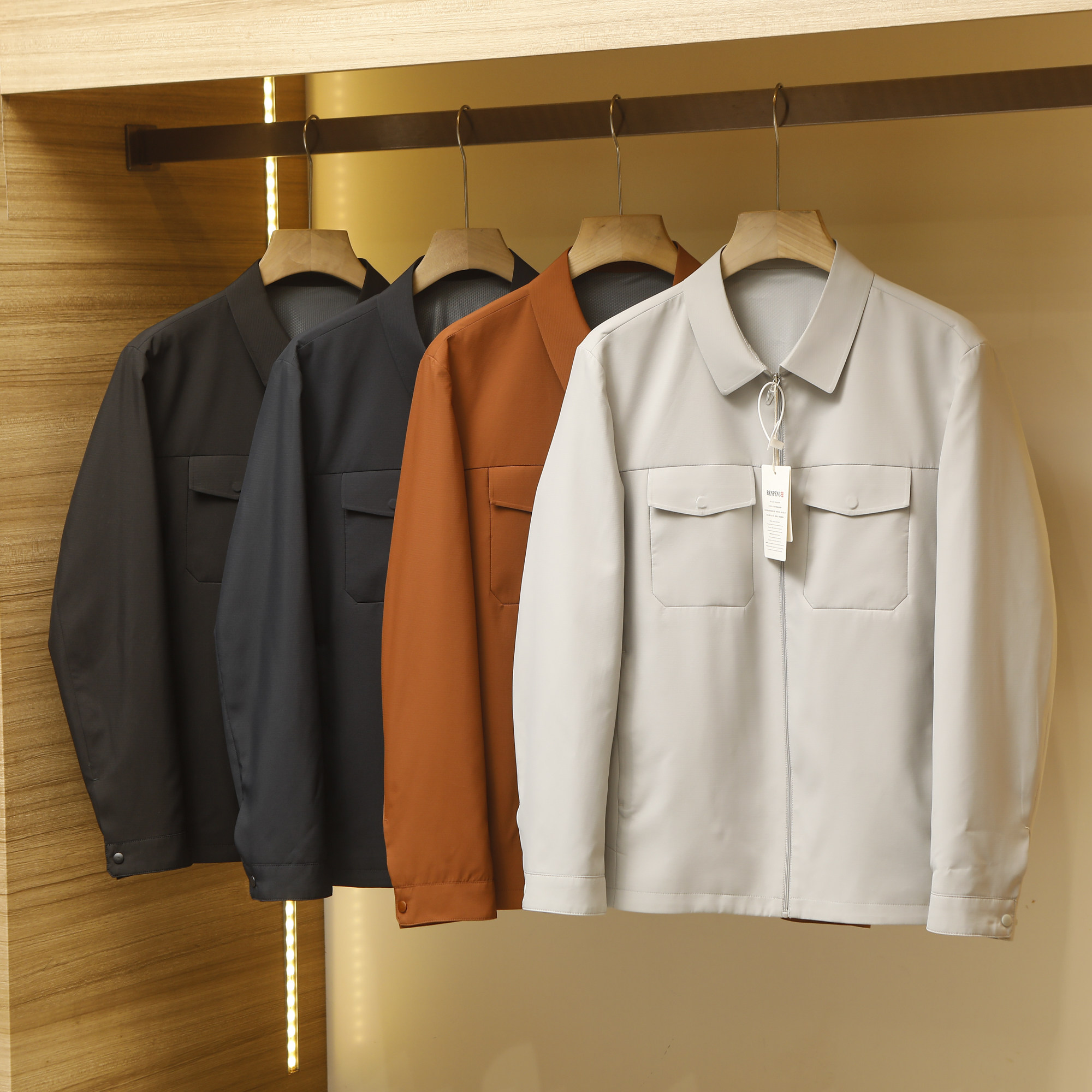 极简风翻领夹克男春季薄款商务休闲通勤外套口袋拉链