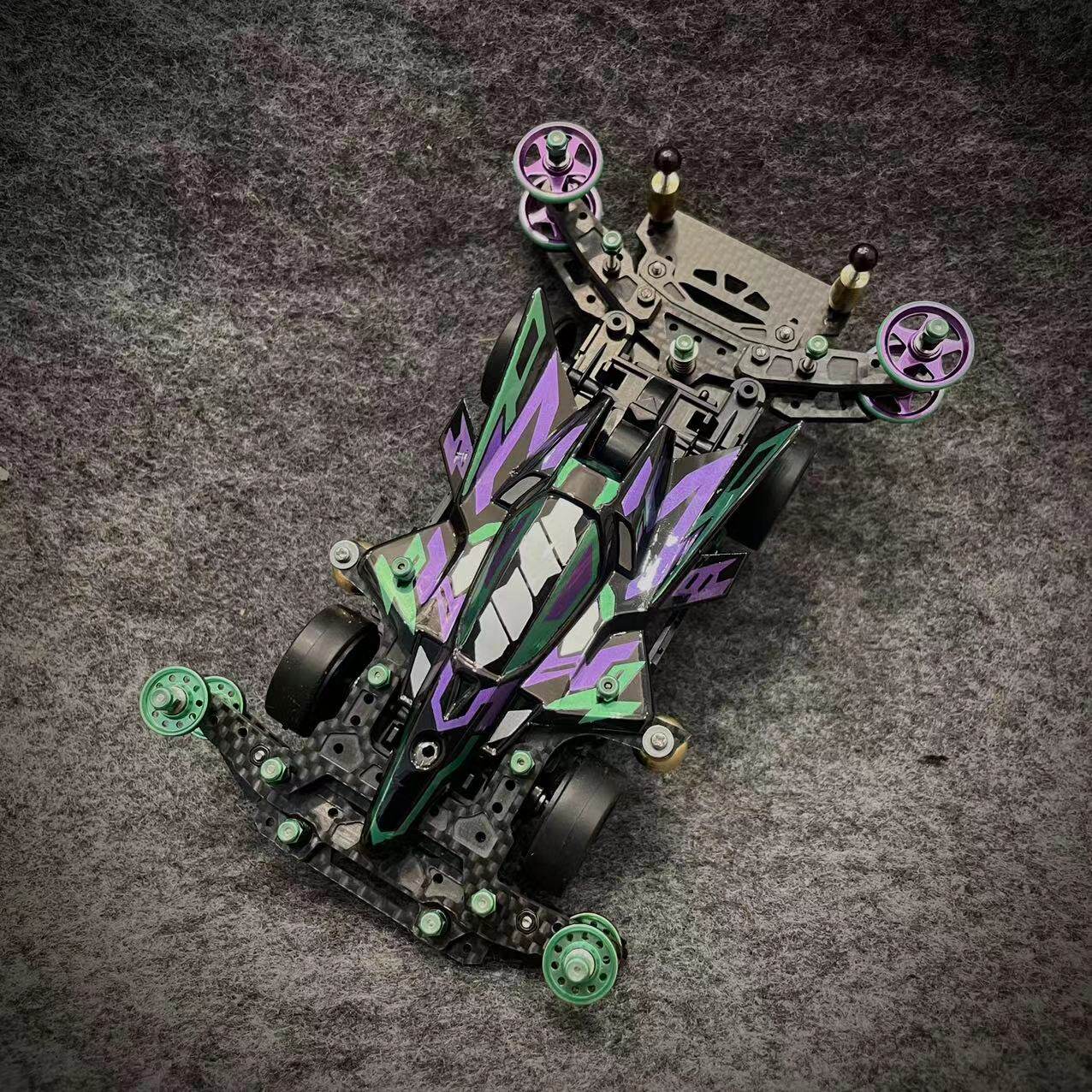 田宫内避震下场超顺滑特价四驱车