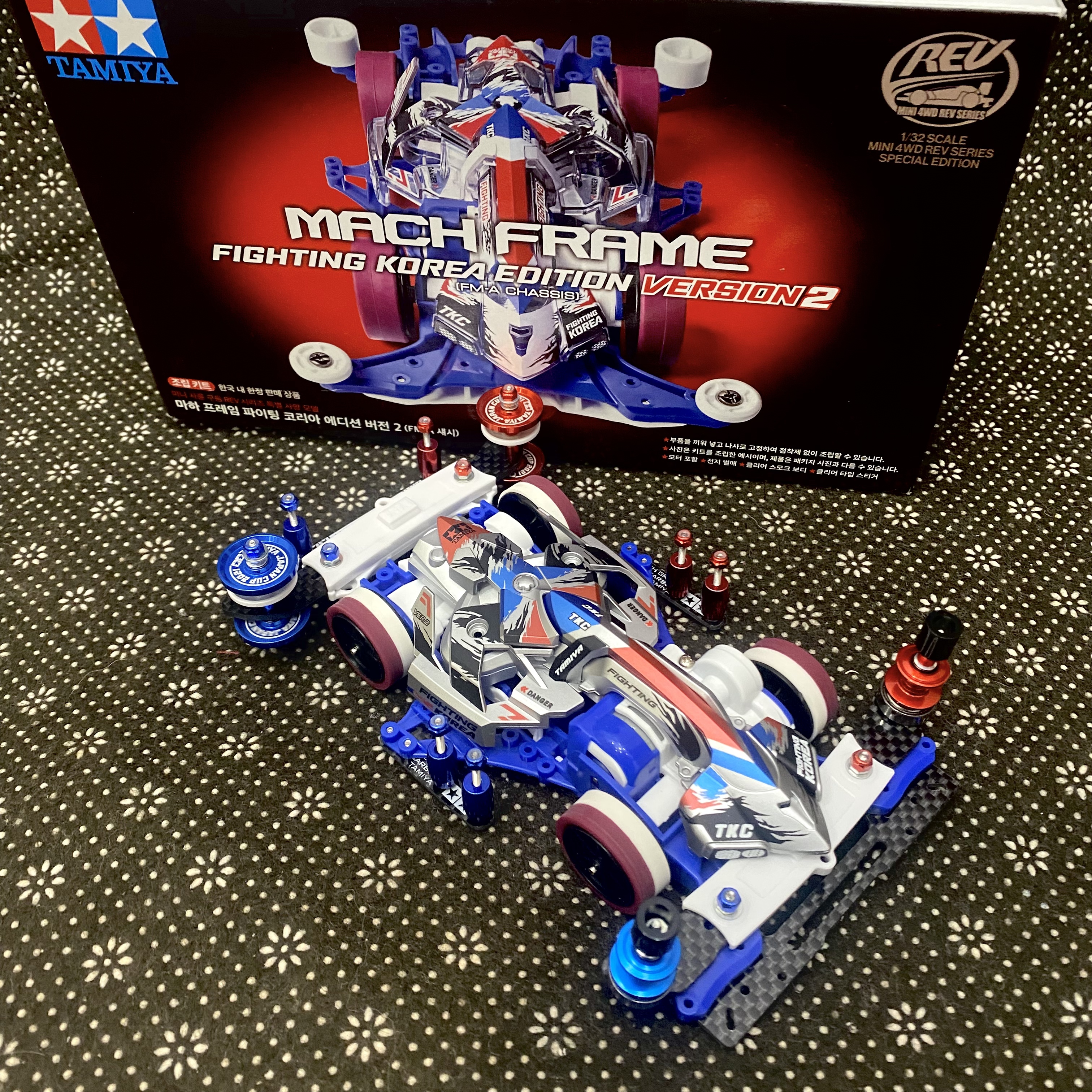 田宫四驱车韩绝喷漆定制改装