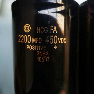 日立电容2200MFD 450VDC,105℃,,有4个(请询价)