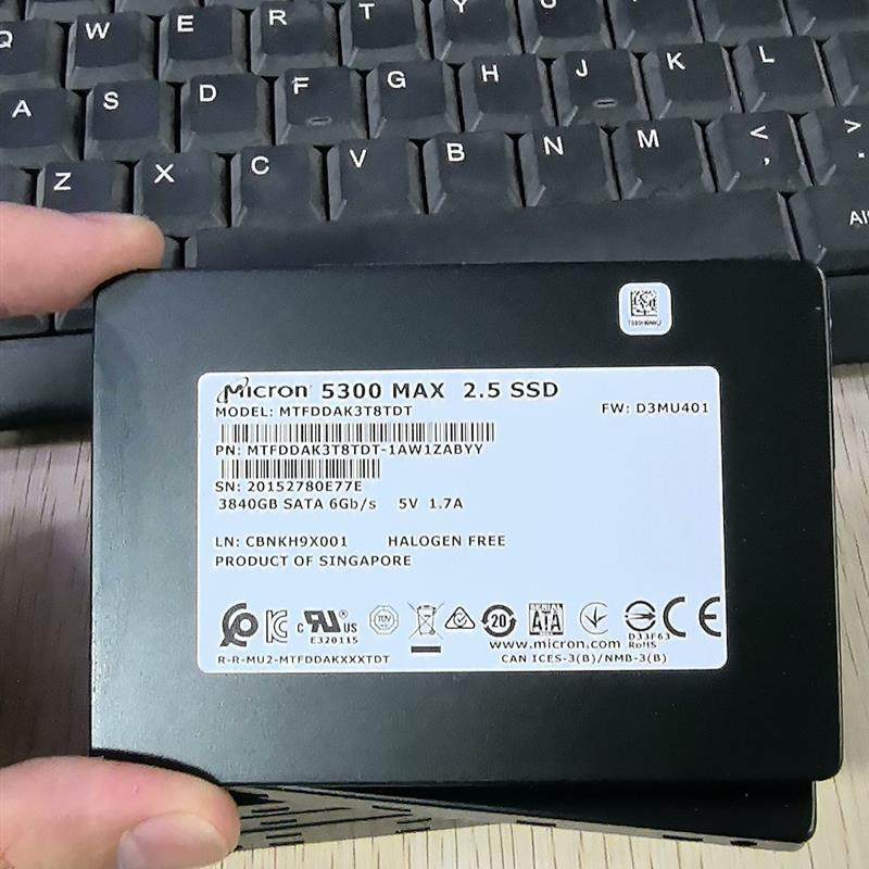 Micron/镁光5300MAX.3.84TB固态硬盘(请询价)