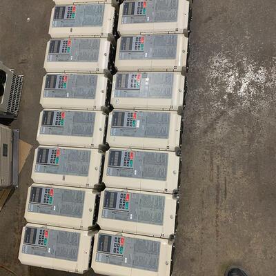 安川A1000变频器3.7KW,AB4A0011FBA,实物(请询价)