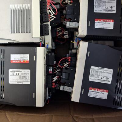 LXM23AU01M3X施耐德伺服驱动器100w LXM23(请询价)