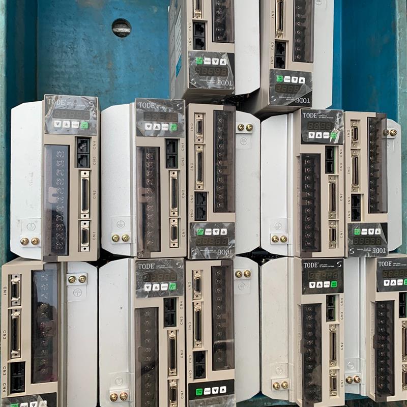 TODE 驱动器 SGYS-C53A 3KW,没包装,议(请询价)