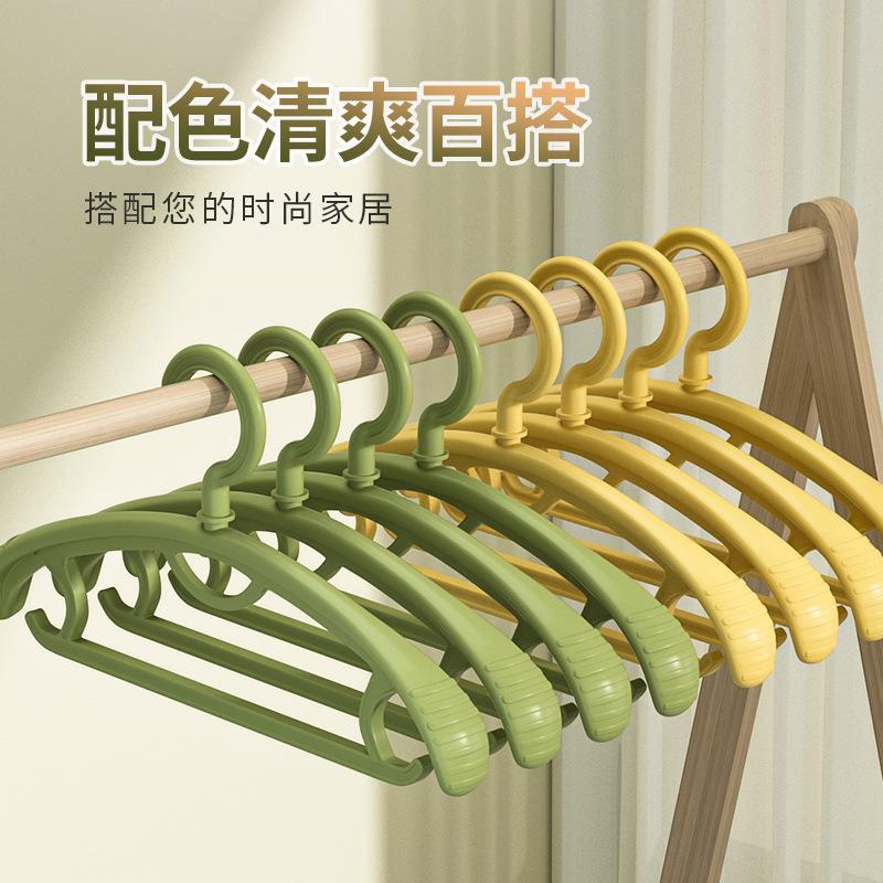 衣架多功能宽肩防滑可旋转加厚衣服晾衣撑衣挂冬季塑料晾衣架