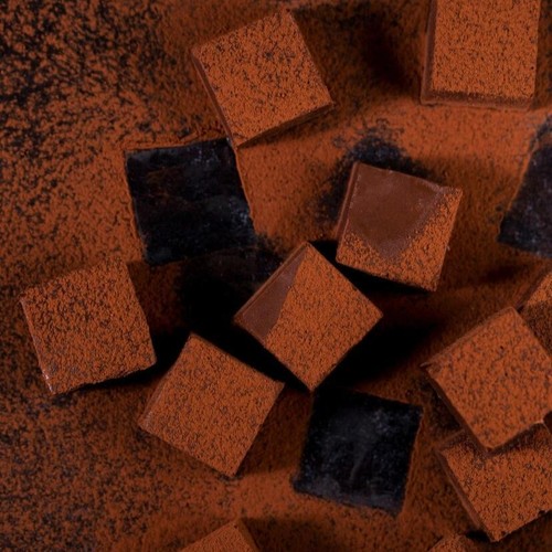 可可脂巧克力网红零食生巧克力入口即化丝滑浓郁送小叉圣诞节礼物