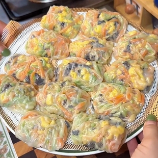 薄皮蔬菜卷素菜三鲜包代餐儿童营养早餐半成品加热即食速食春饼