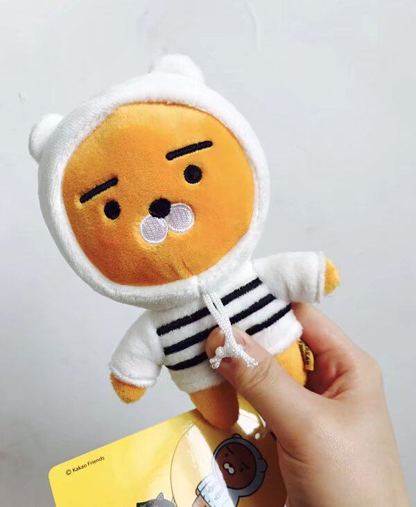 yan毛绒公仔可爱萌魔ins韩国网红卡靠狮子r师同款卡考玩偶娃娃在类目 玩具/童车/益智/积木/模型, 毛绒布艺类玩具中 - 来自Buy2taobao.com提供专业的淘宝代购服务