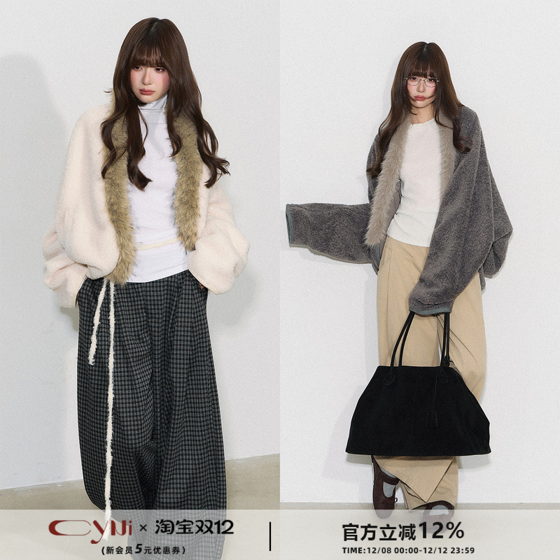 CyNi【暖绒午后】慵懒宽松落肩拼接大毛领上衣蝙蝠袖毛呢外套女