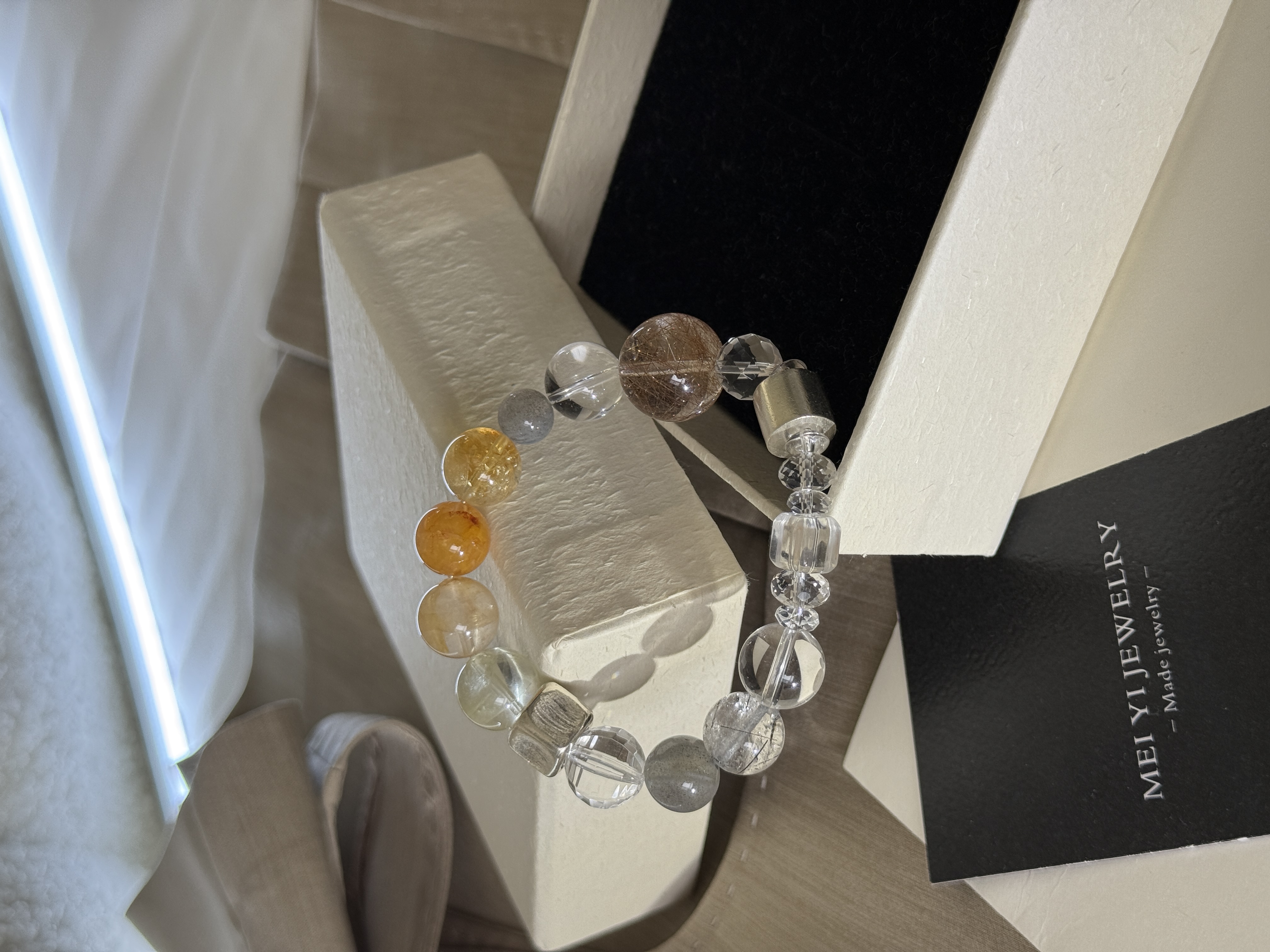 【美镱】天然金发晶灰月光黄水晶黄胶花双A切mian白水晶多宝手串