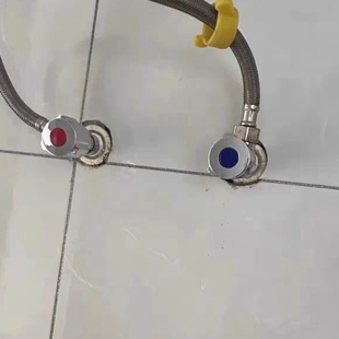 冷热水阀门开关家用铜体不锈钢防爆止水伴侣一进二出热水器通用