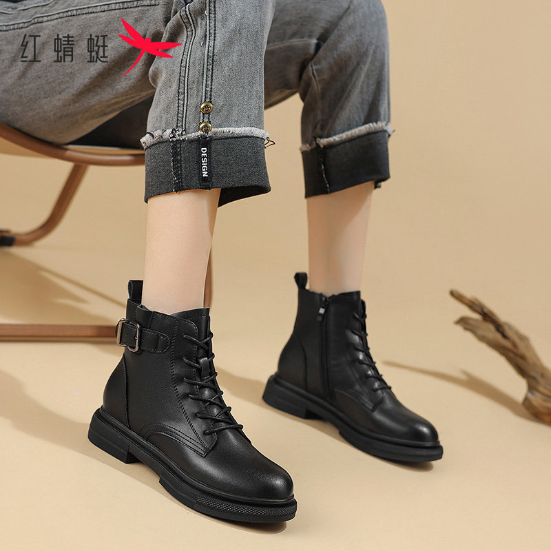 红蜻蜓黑色厚底马丁靴女款冬季新款加绒平底短筒皮靴时尚英伦女靴