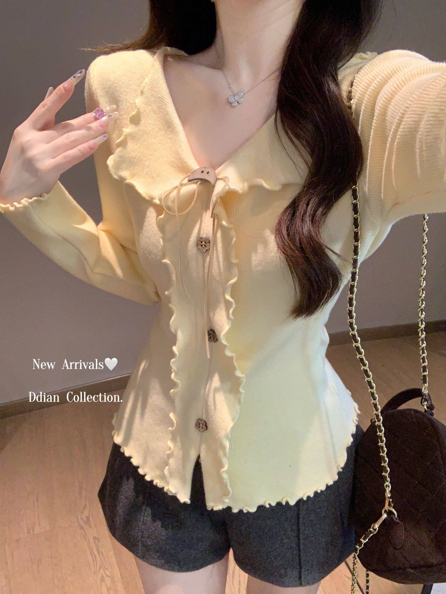 miu系温柔风甜美木耳边V领针织衫上衣女设计纽扣打底内搭长袖T恤,女装/女士精品,毛针织衫,淘宝优惠券,粉丝福利购,淘宝优惠卷