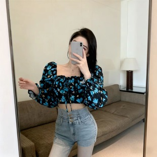 设计上衣法式秋冬长袖方领泡泡薄款性感辣妹碎花欧美风短款新款