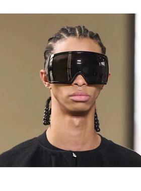 先锋艺术家 23FwRo 盔甲krierter一片式墨镜滑雪造型墨镜