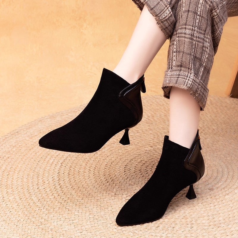 品牌撤柜真皮高跟鞋女2025秋冬新款磨砂尖头马丁靴气质百搭短靴女