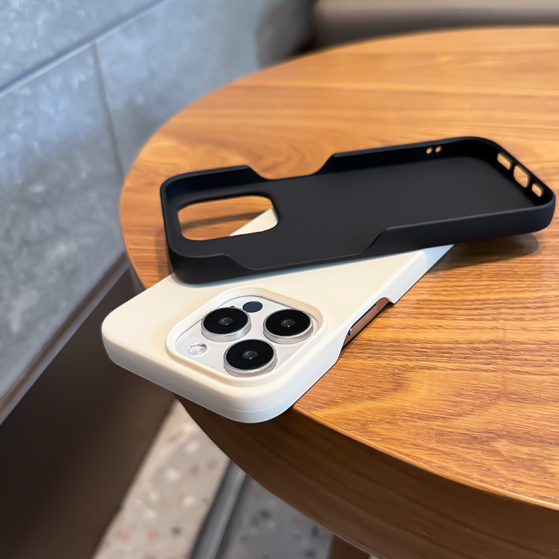适用苹果15手机壳14防摔13新款pro手机套max纯色iphone磨砂p防指纹pm简约ins半包por时尚小众裸机白色i黑色