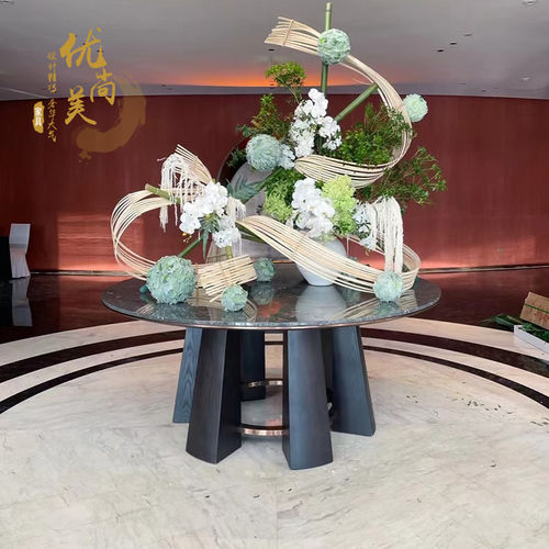 轻奢会所大堂绿植花艺端