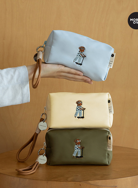 Moreover快乐小狗随行化妆包高颜值防水女大容量便携旅行收纳包