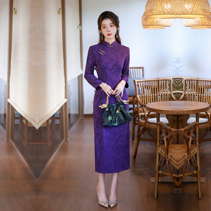 紫色旗袍长袖加绒保暖冬装上档次