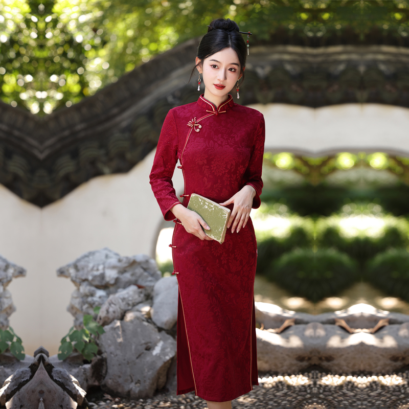 红色长袖旗袍年轻款妈妈日常秋装