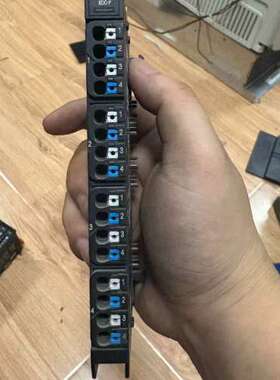 议价UR20-8D0-Pplc实物图拍摄功能包好议价