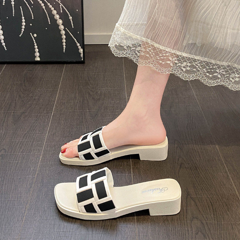 2026新款法式高级感一字拖女夏外穿平底凉拖鞋网红小香风黑白格纹,女鞋,一字拖,淘宝优惠券,粉丝福利购,淘宝优惠卷